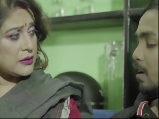 Indian big ass big tits pornstar